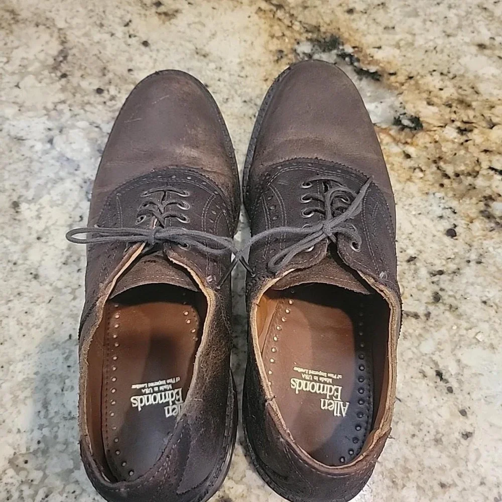 Allen Edmonds Steinbok 9 D Dark Brown Leather w/ Dainite Rubber Soles. USA M